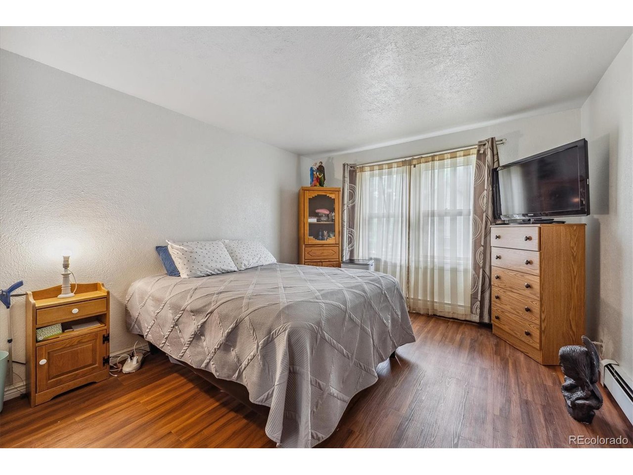 500 E Geneseo St