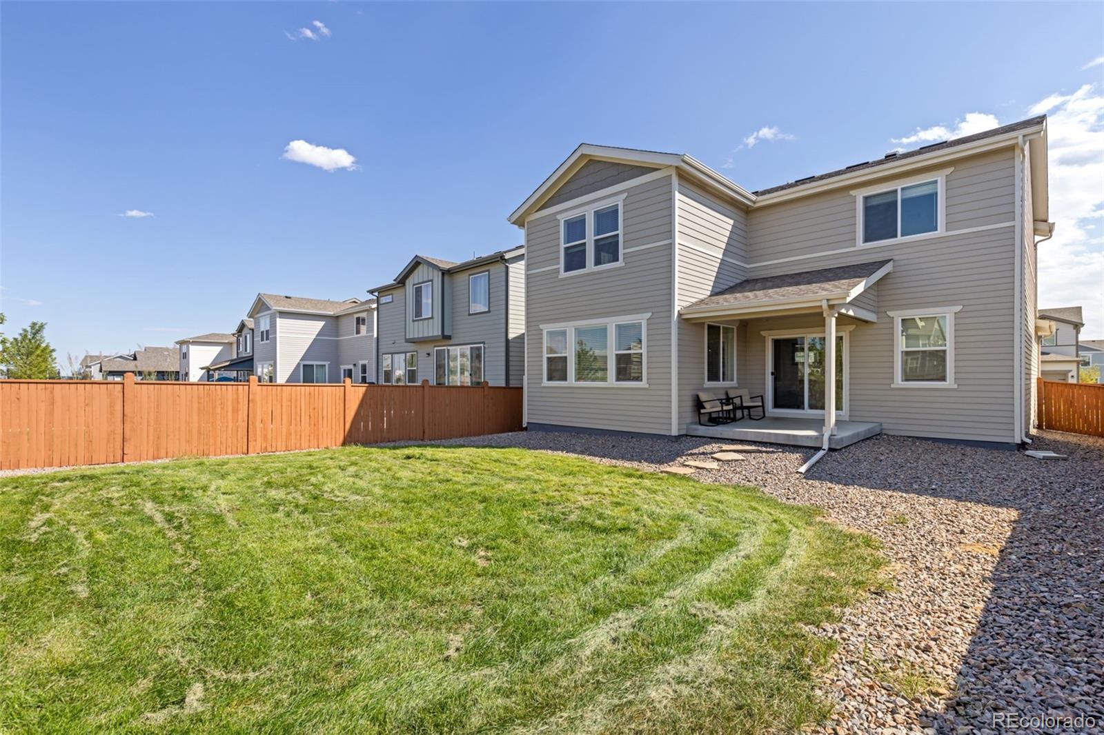 591 W 175th Place