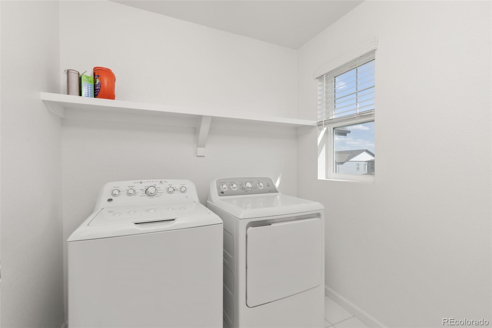 591 W 175th Place