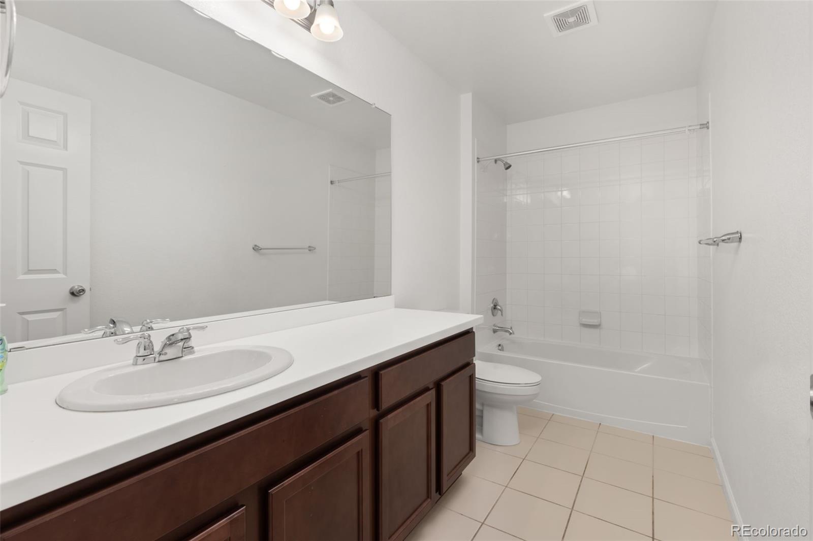 591 W 175th Place