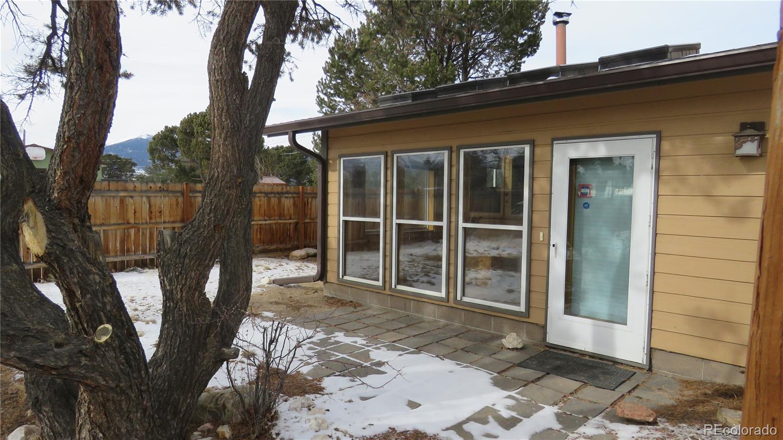 220 Crossman Avenue