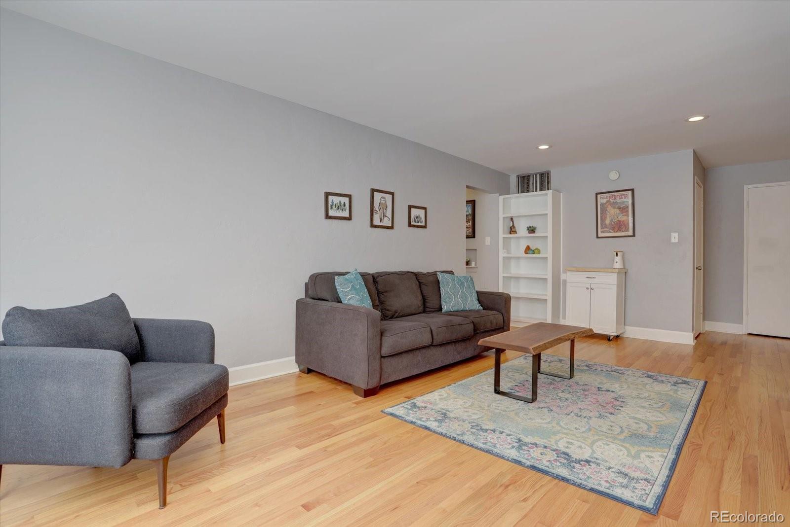 1375 N Williams Street Unit: 101