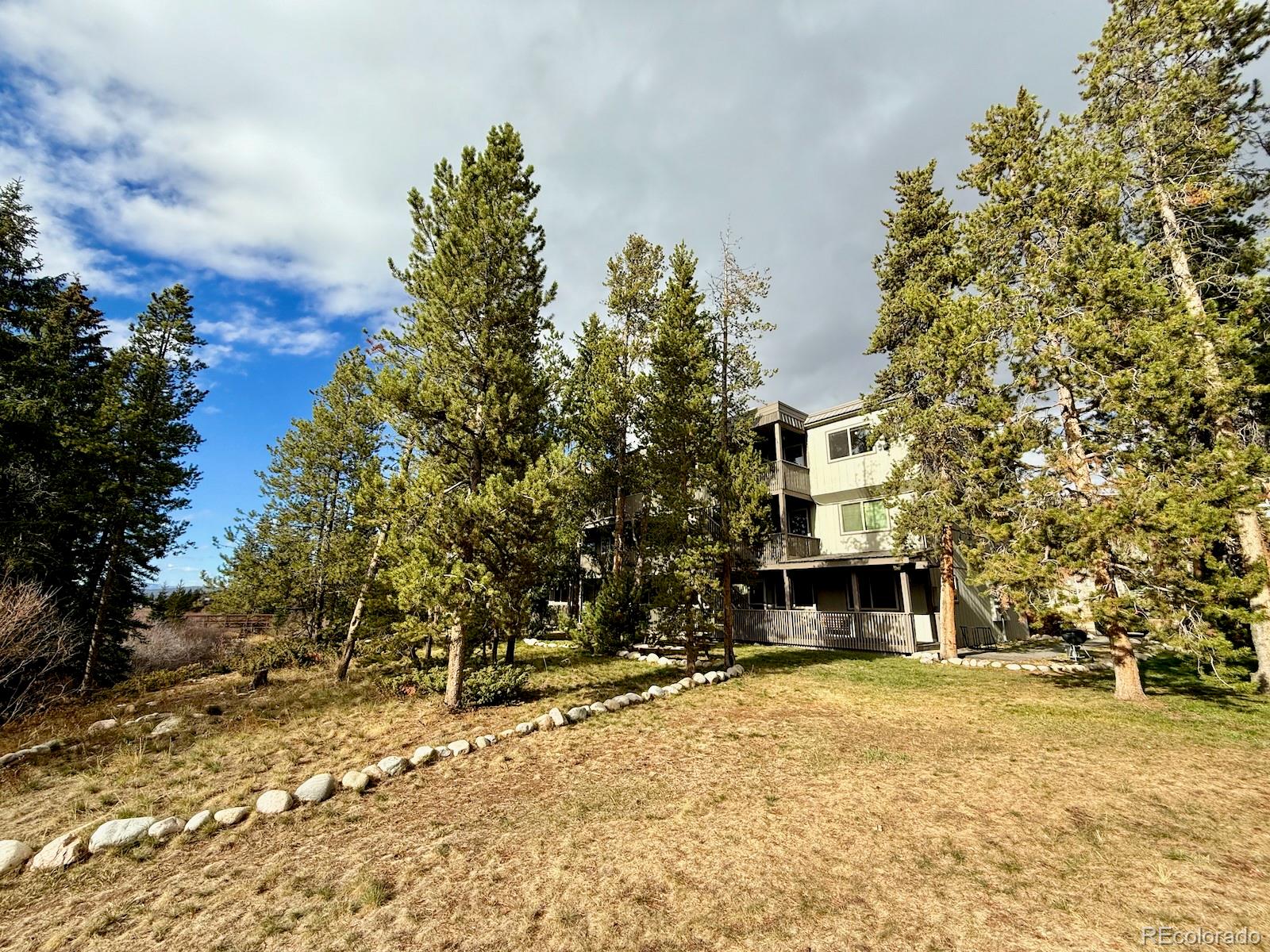 477 Hi Country Drive Unit: 14-14