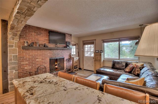 477 Hi Country Drive Unit: 14-14