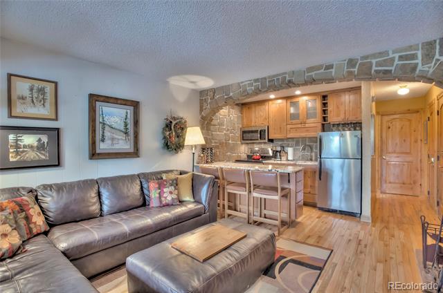 477 Hi Country Drive Unit: 14-14