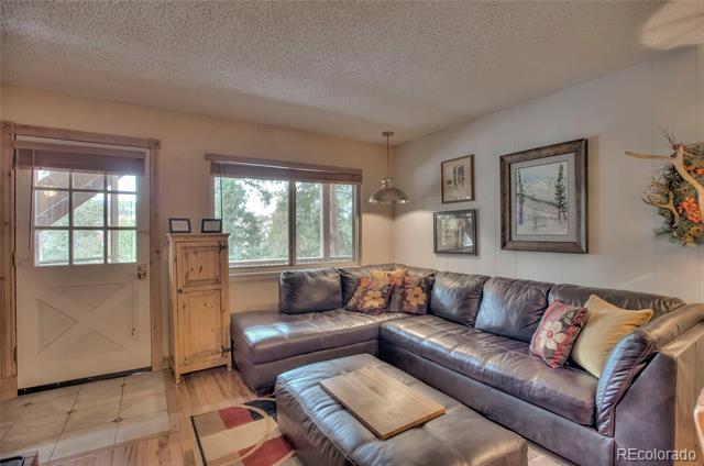 477 Hi Country Drive Unit: 14-14