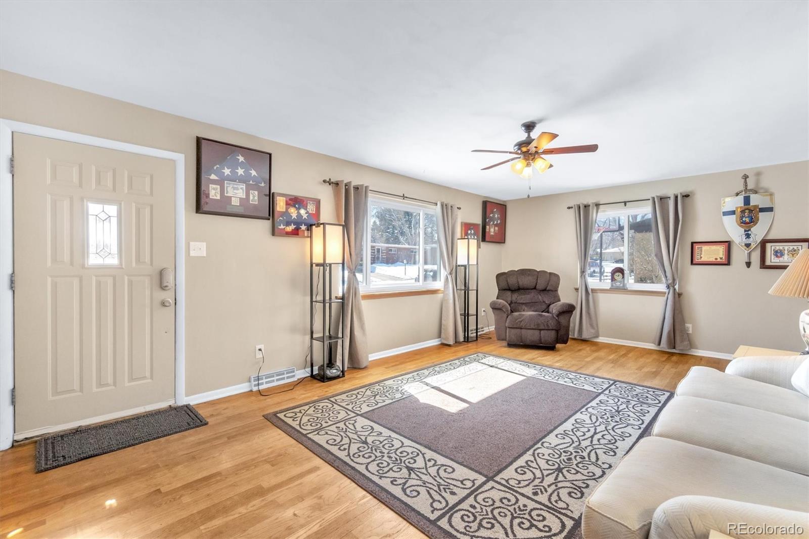 803 W Crestline Avenue