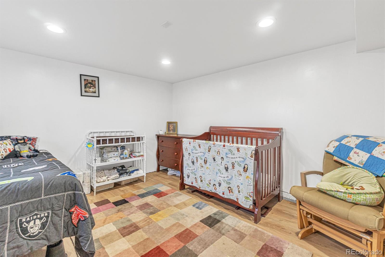 803 W Crestline Avenue