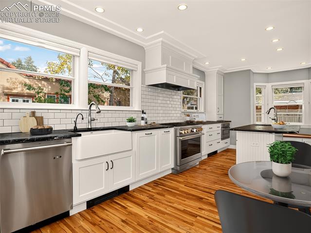 1619 Culebra Place