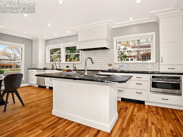 1619 Culebra Place