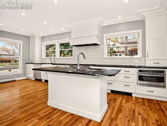 1619 Culebra Place