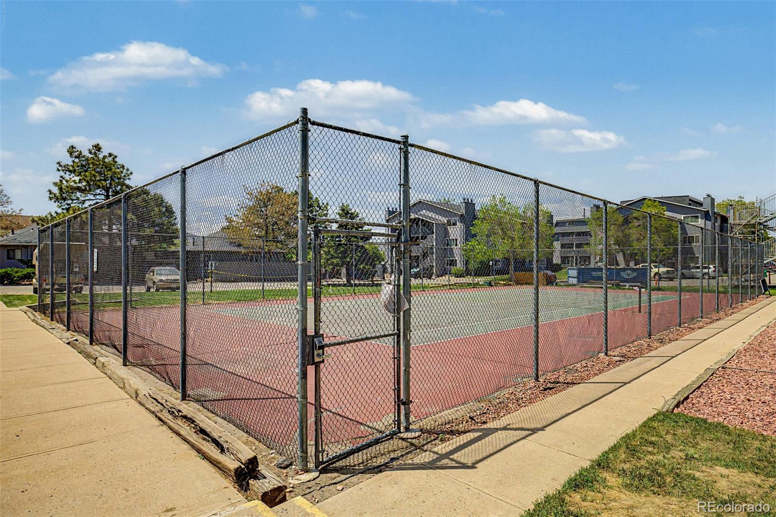 8100 W Quincy Avenue Unit: L7