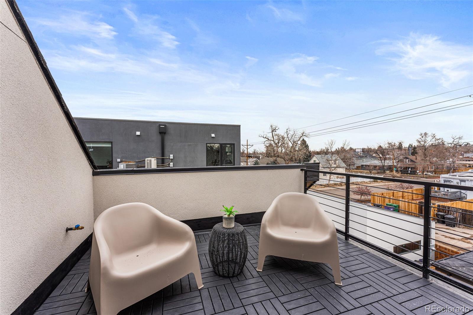 2406 S Bannock