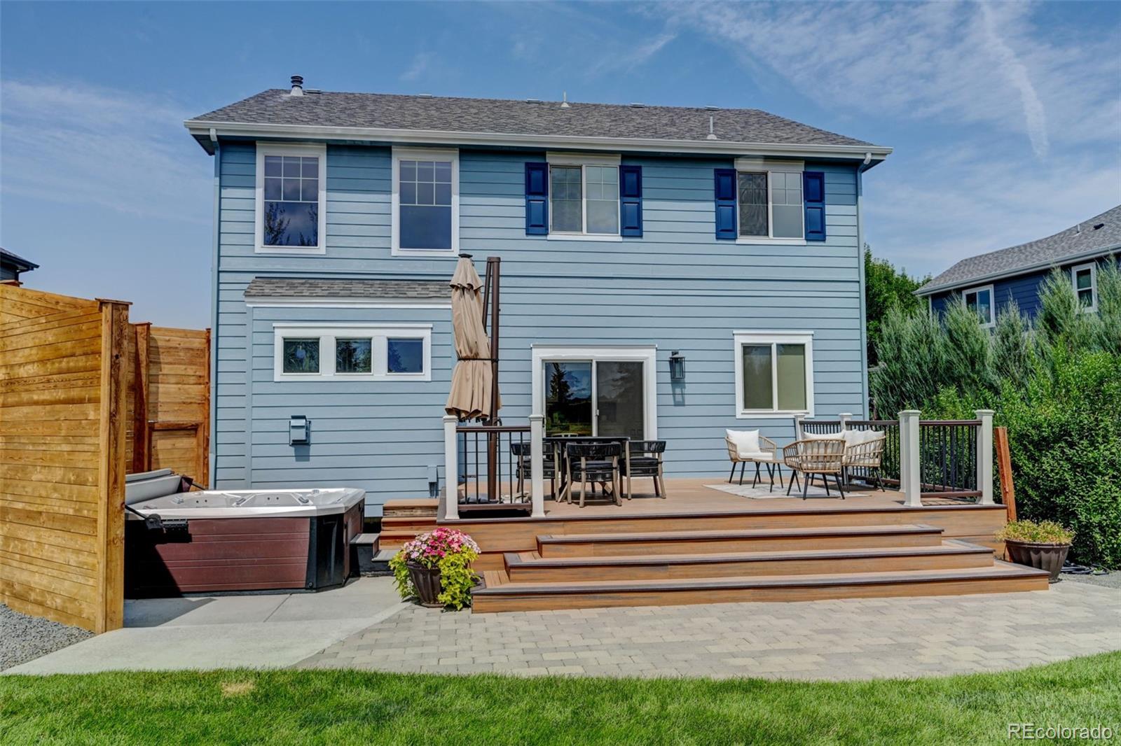 1872 E 164th Place