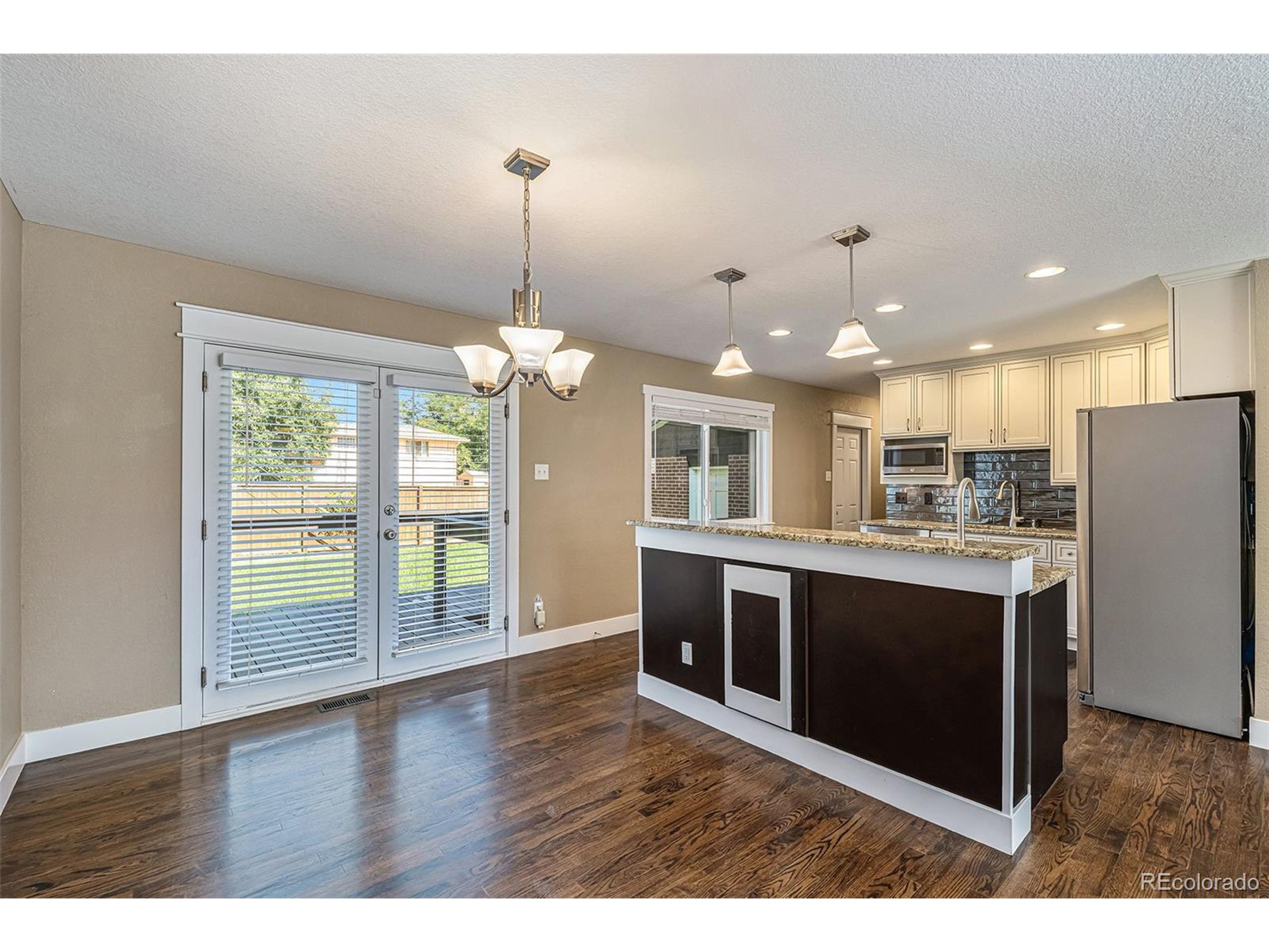 4293 Graham Ct