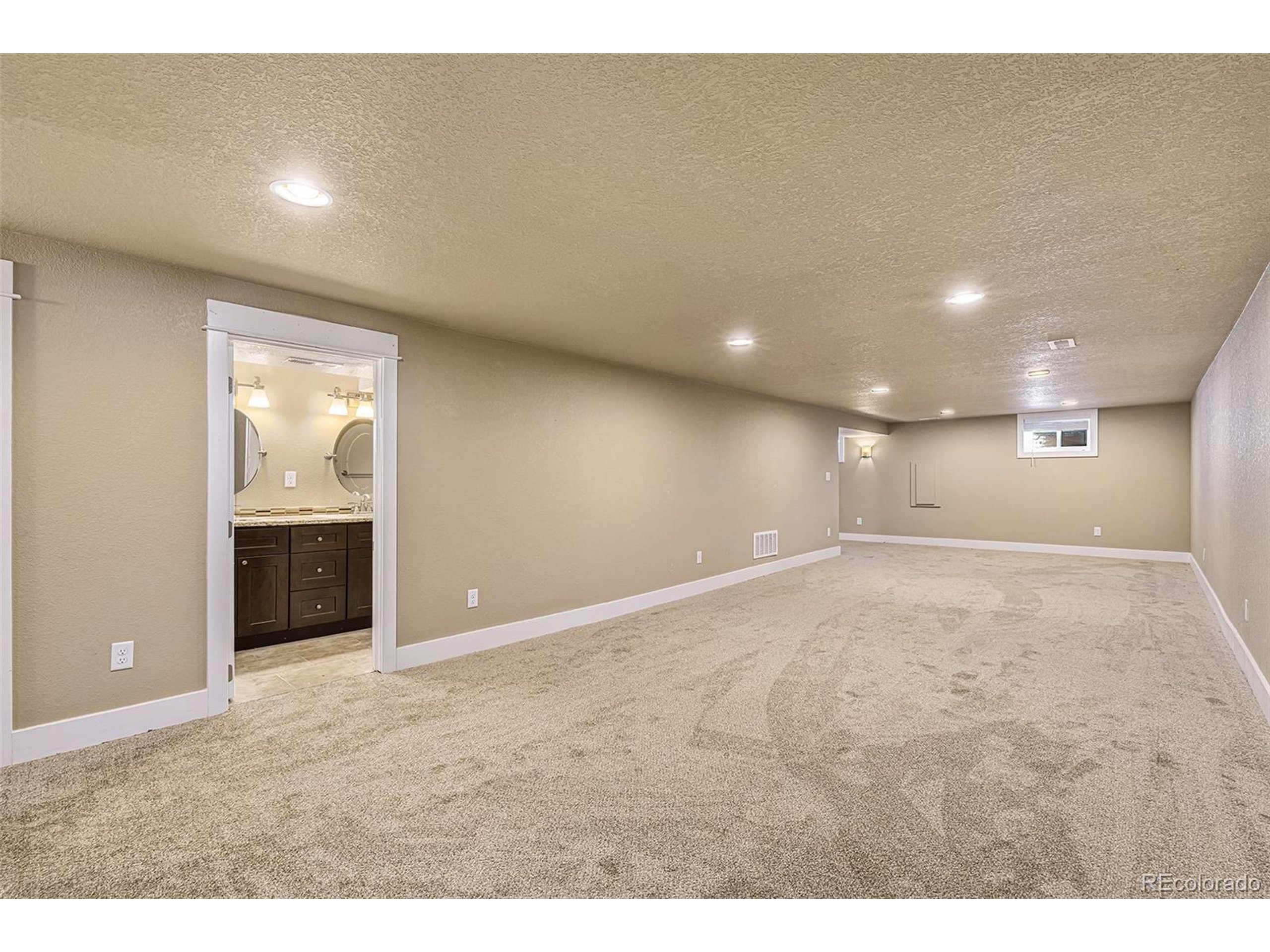 4293 Graham Ct