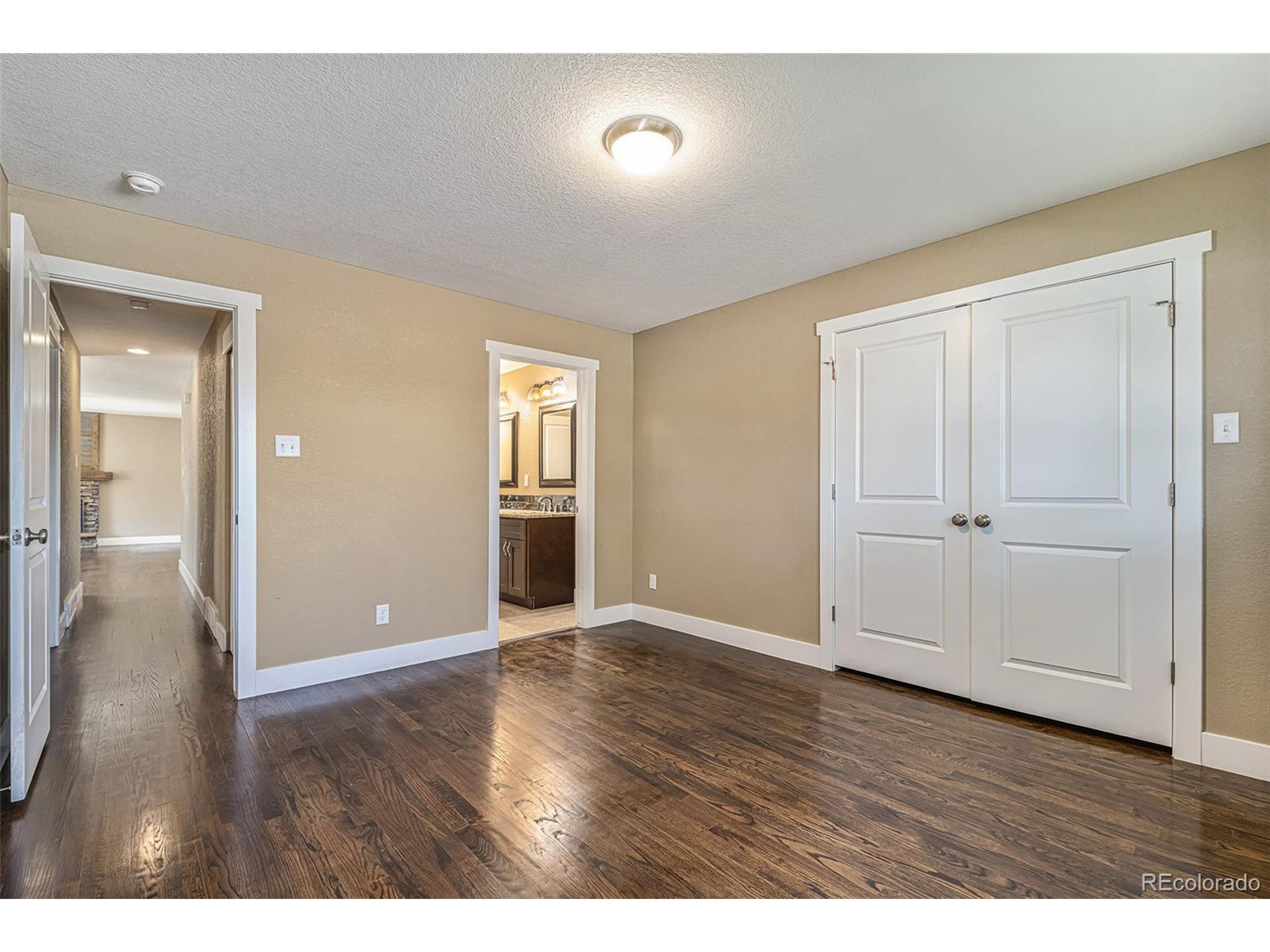 4293 Graham Ct