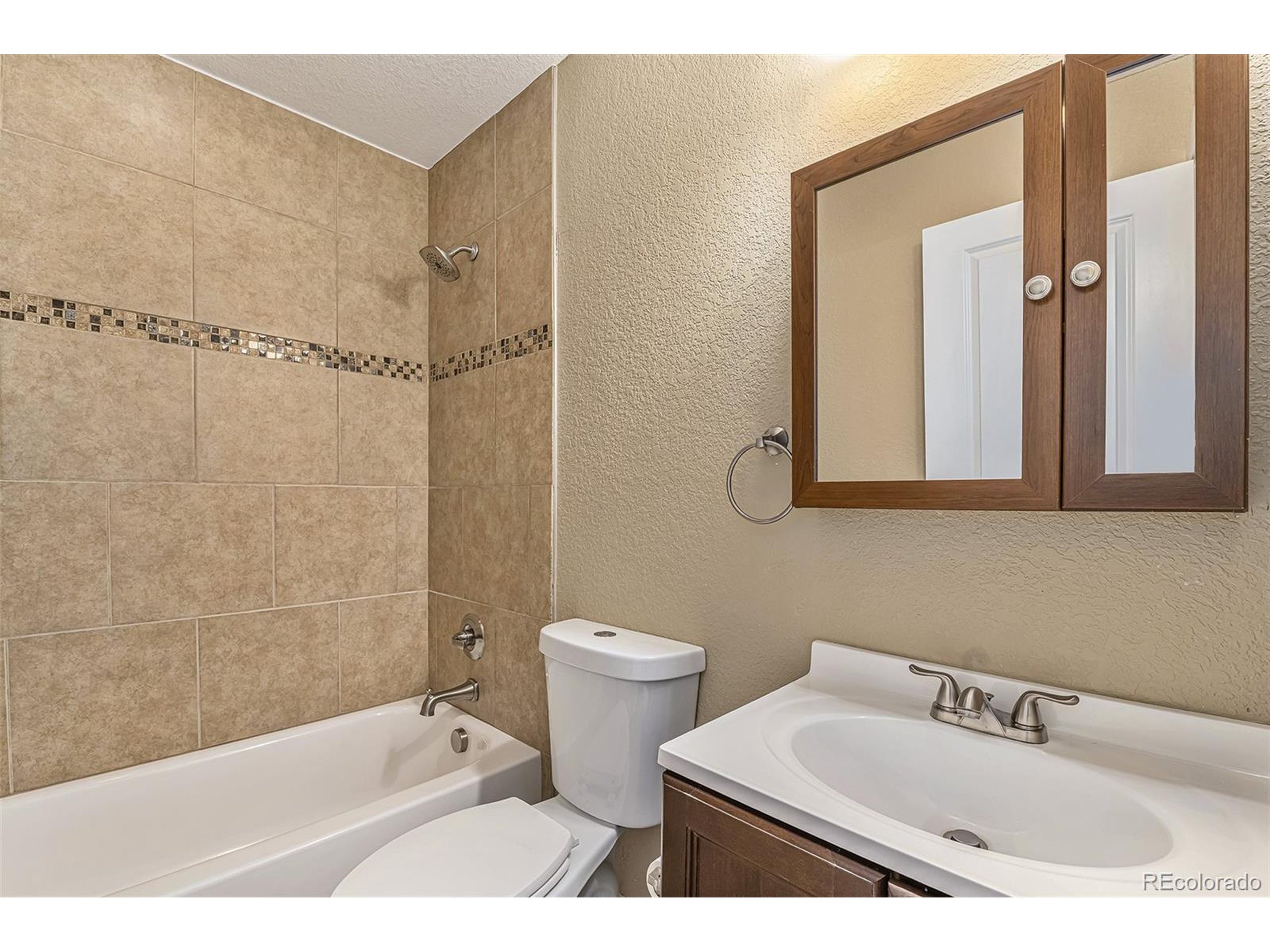4293 Graham Ct