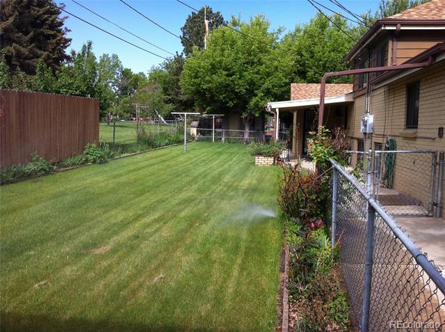 7260 W 35th Place