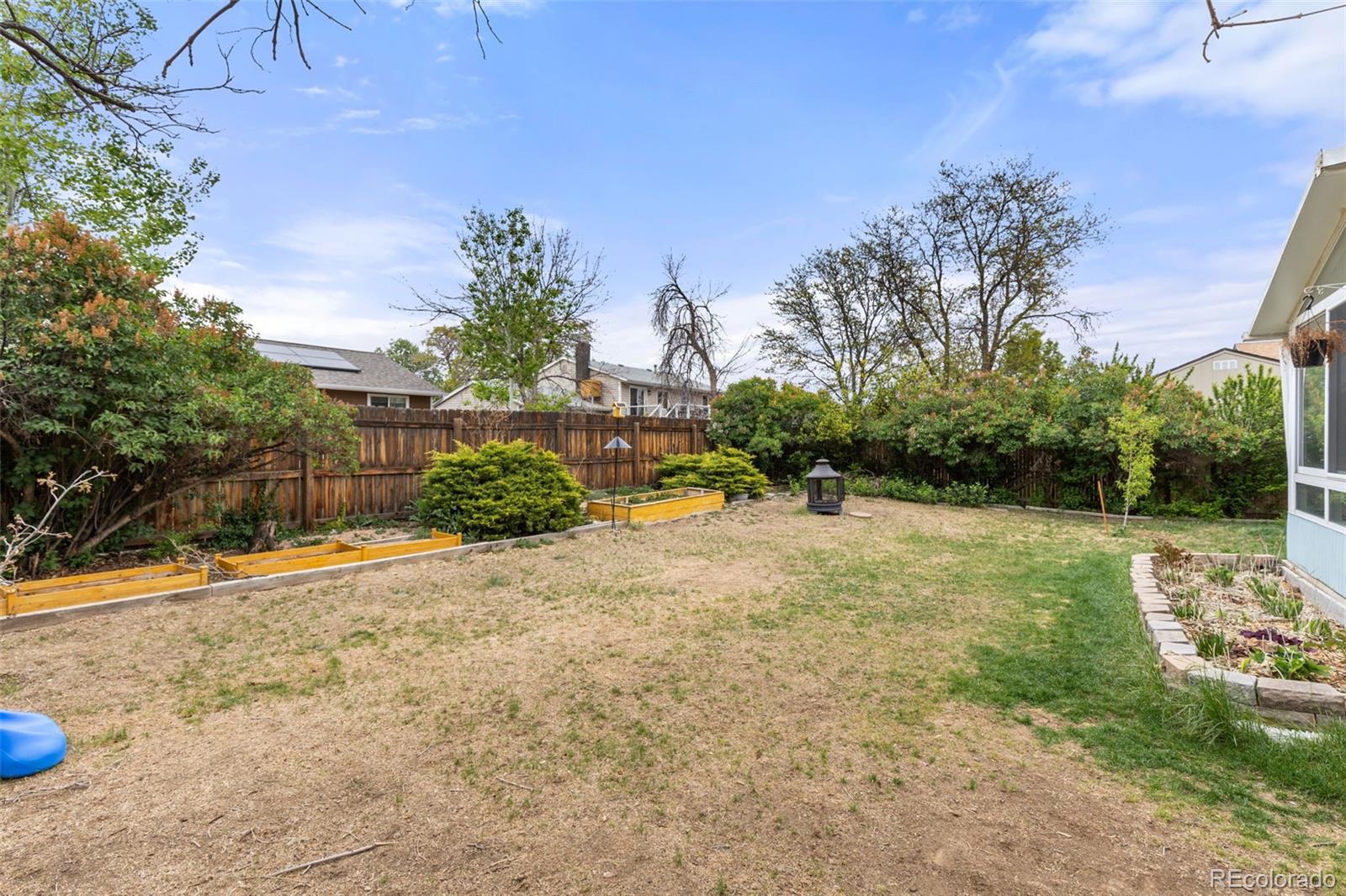 2607 W 100th Place