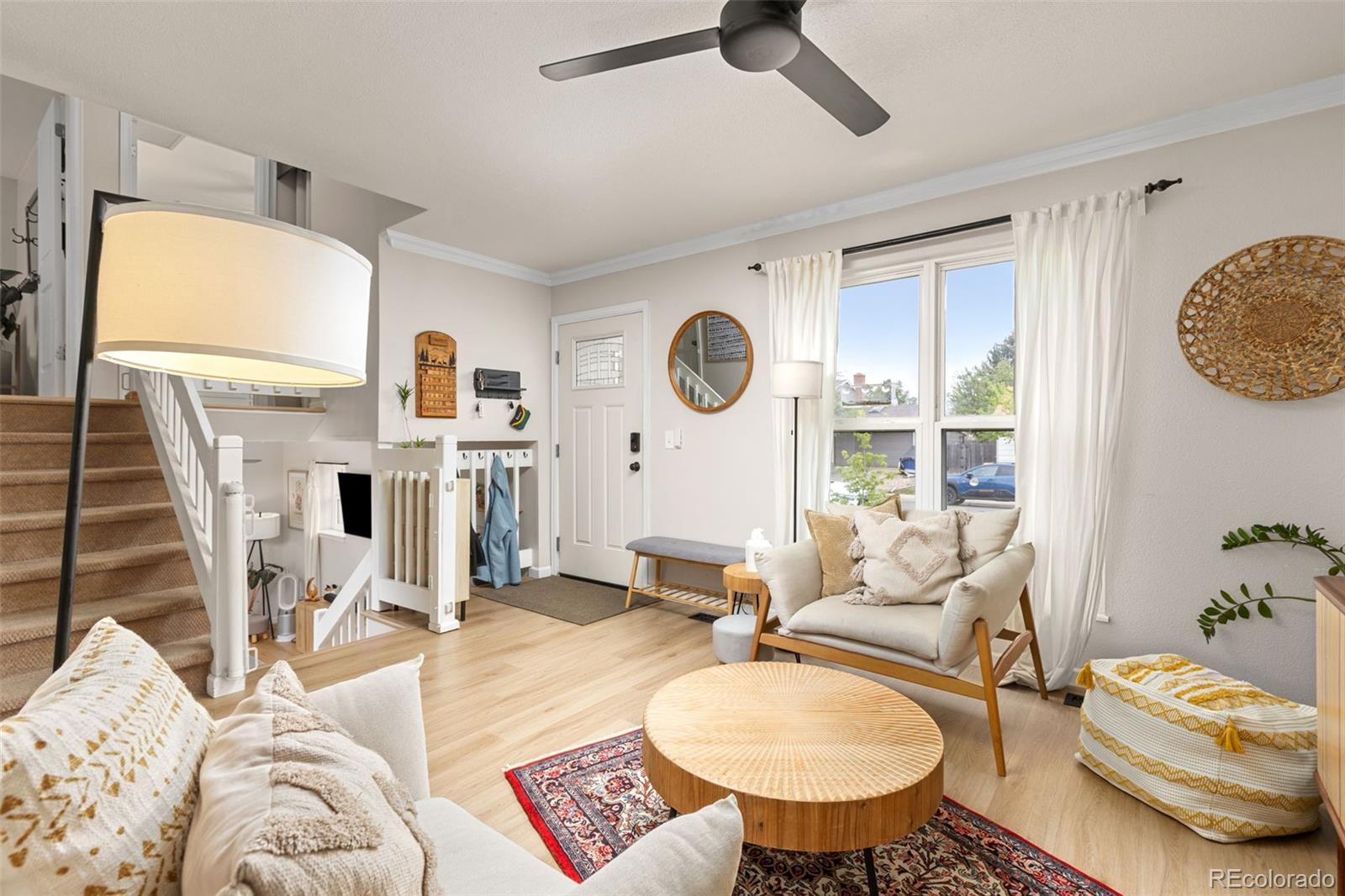 2607 W 100th Place