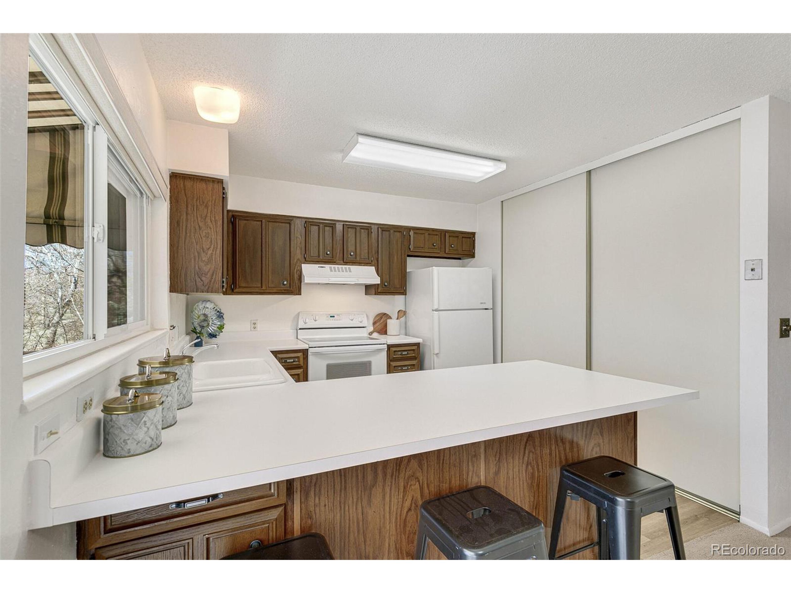 10672 W Florida Ave C