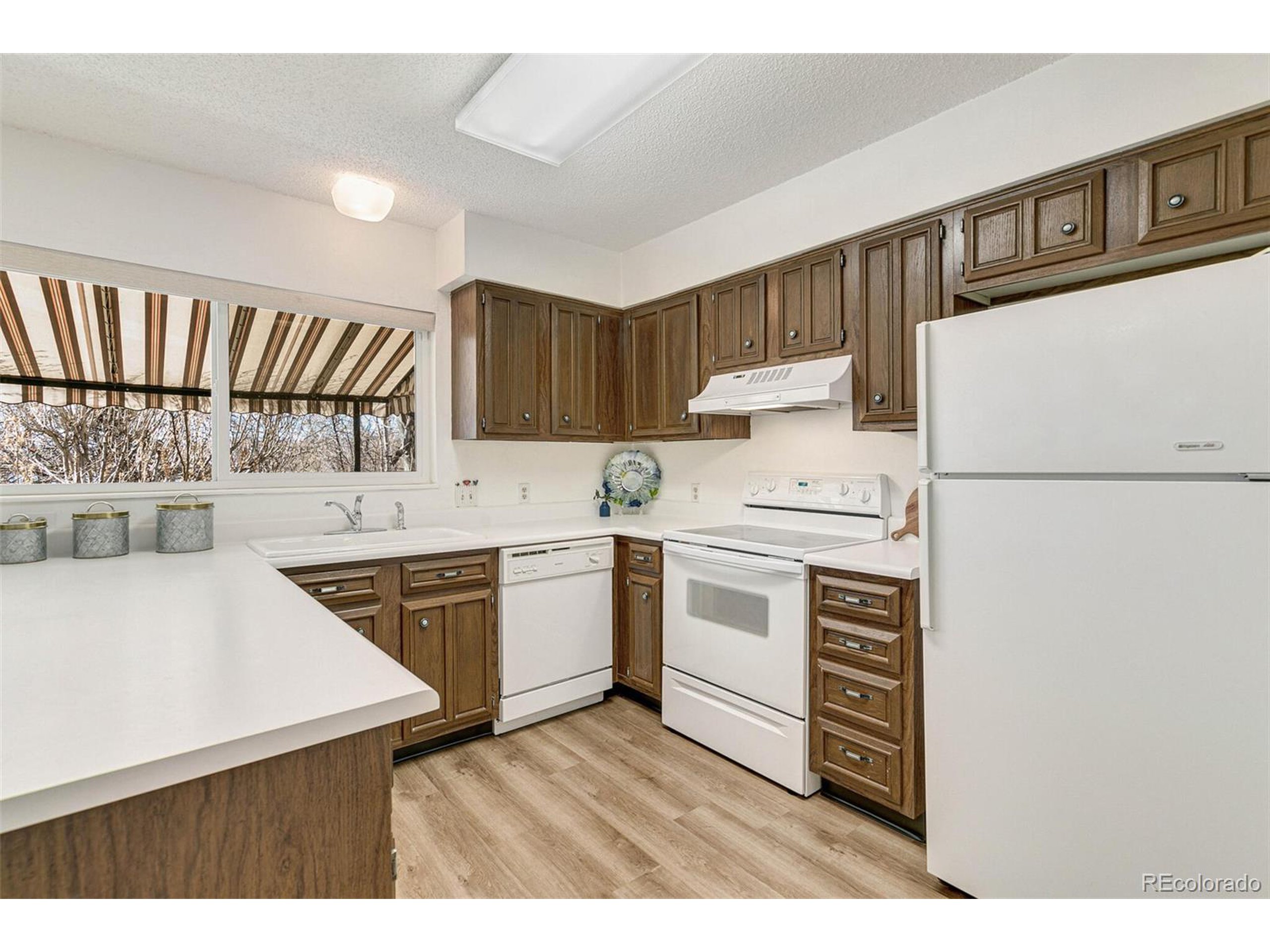 10672 W Florida Ave C