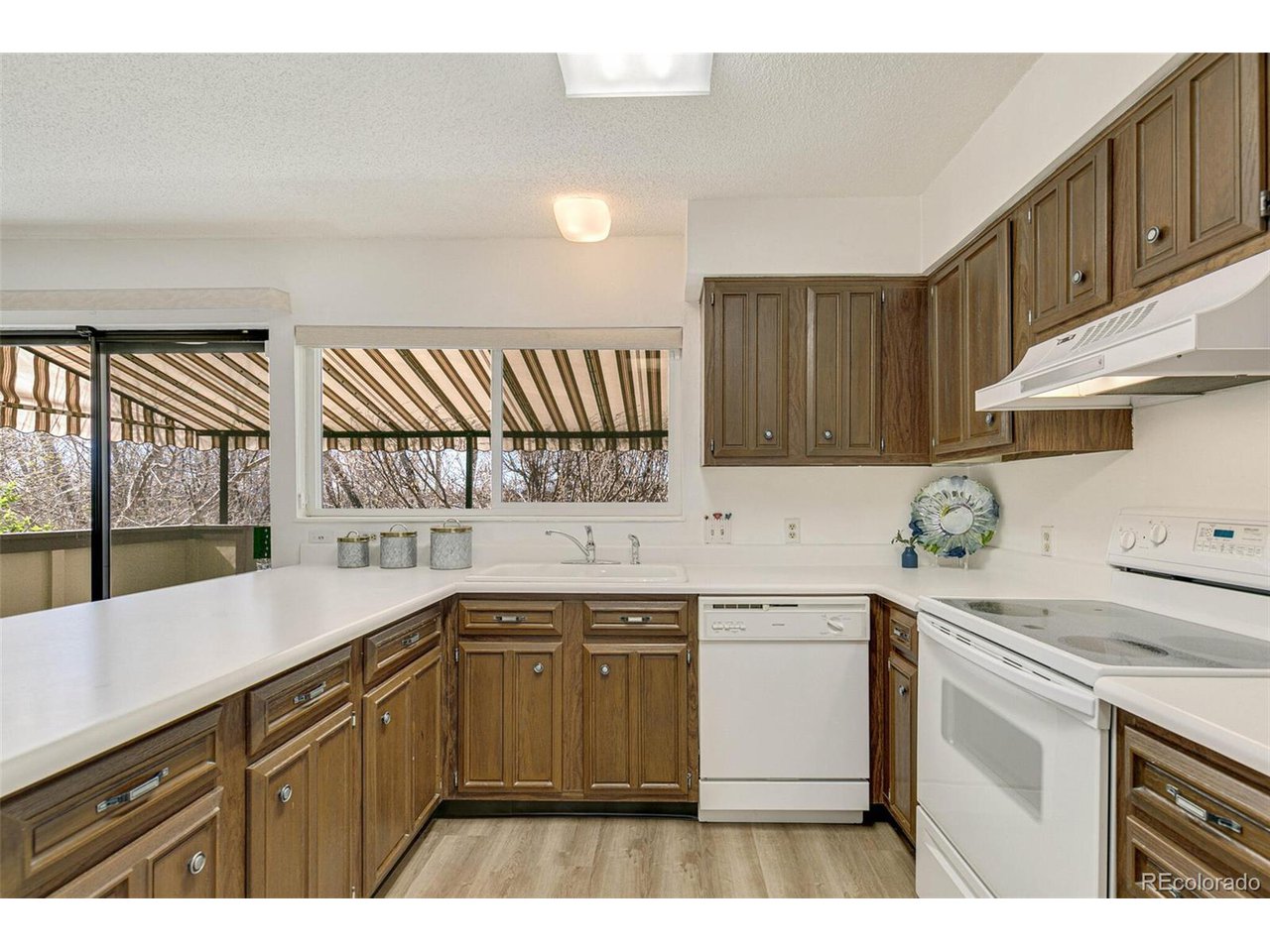 10672 W Florida Ave C