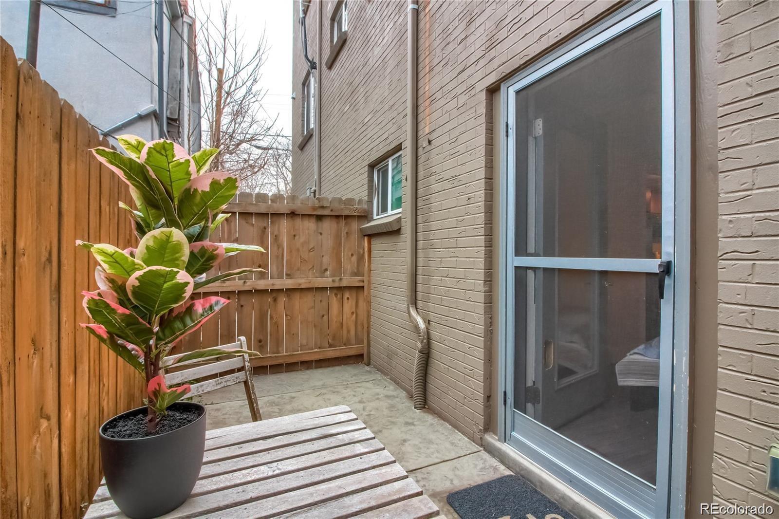120 S Pennsylvania Street Unit: 104