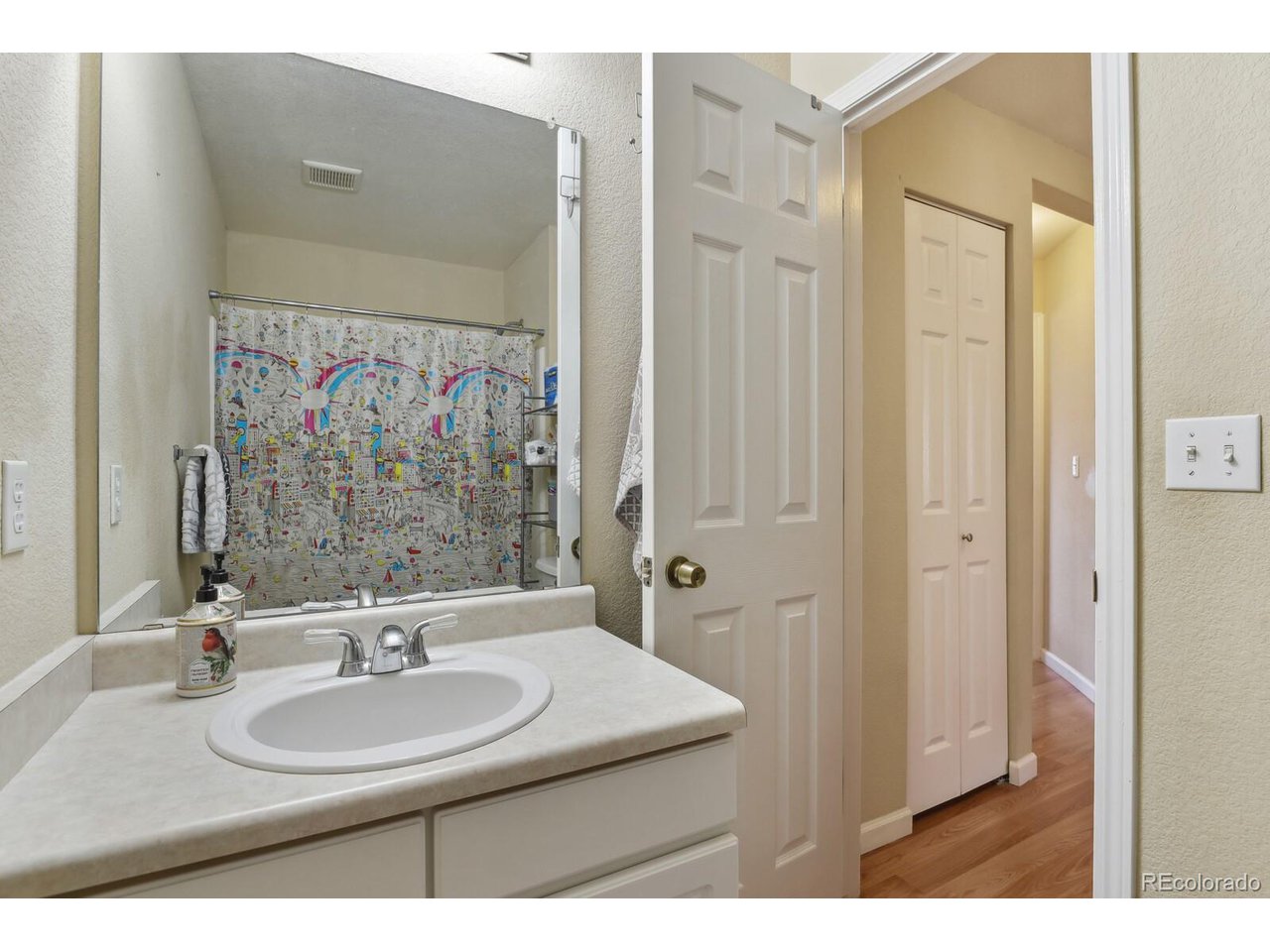 384 Woodson Dr