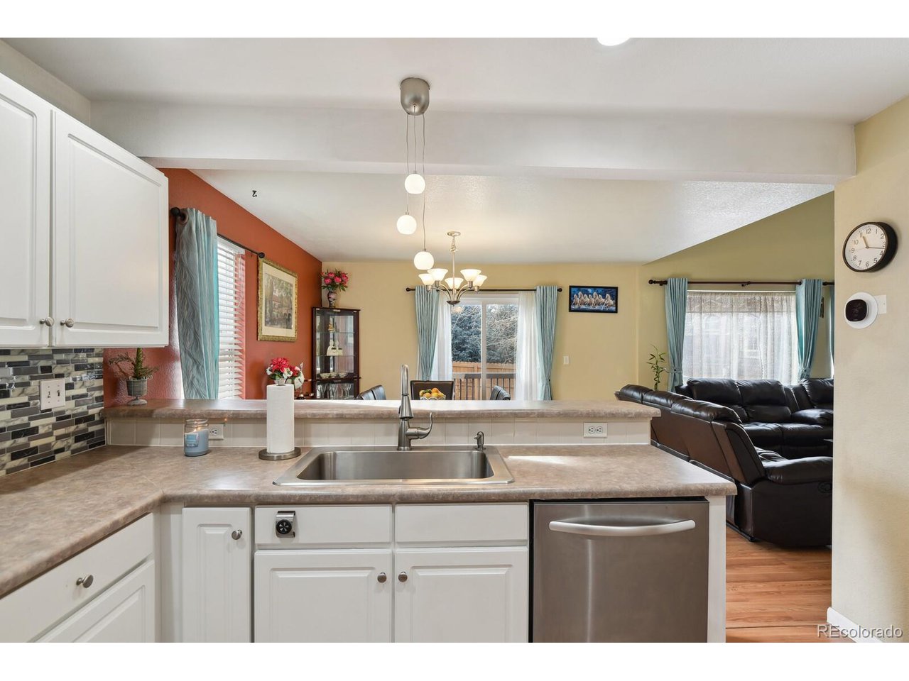 384 Woodson Dr