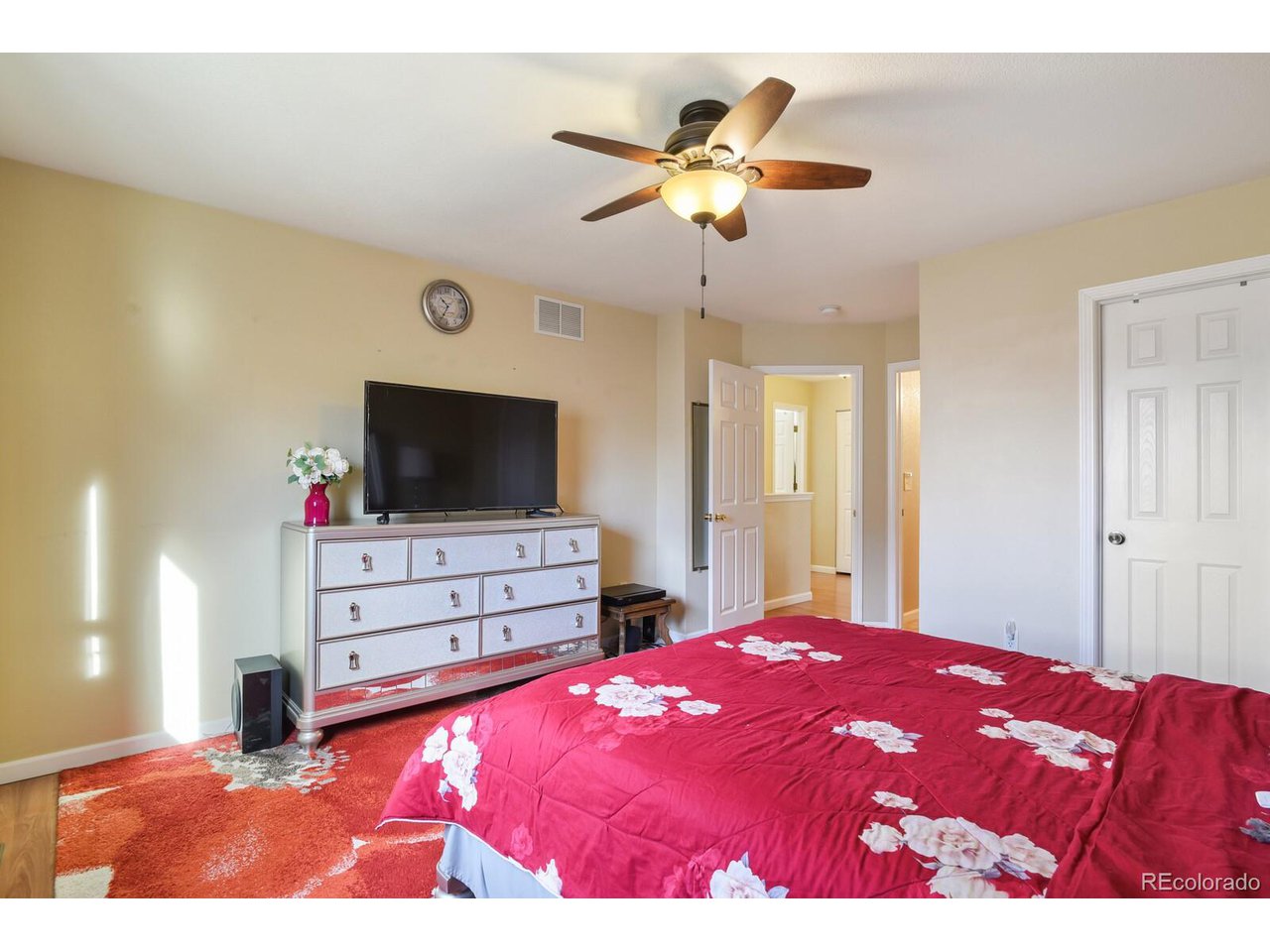 384 Woodson Dr