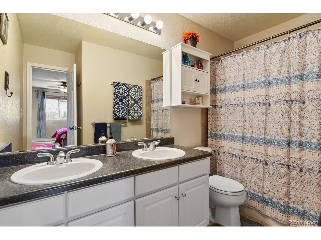 384 Woodson Dr