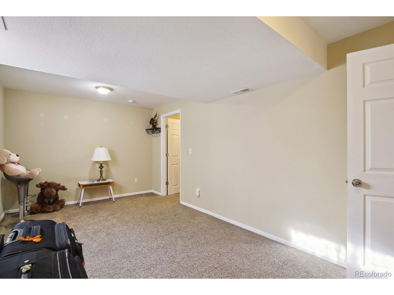 384 Woodson Dr