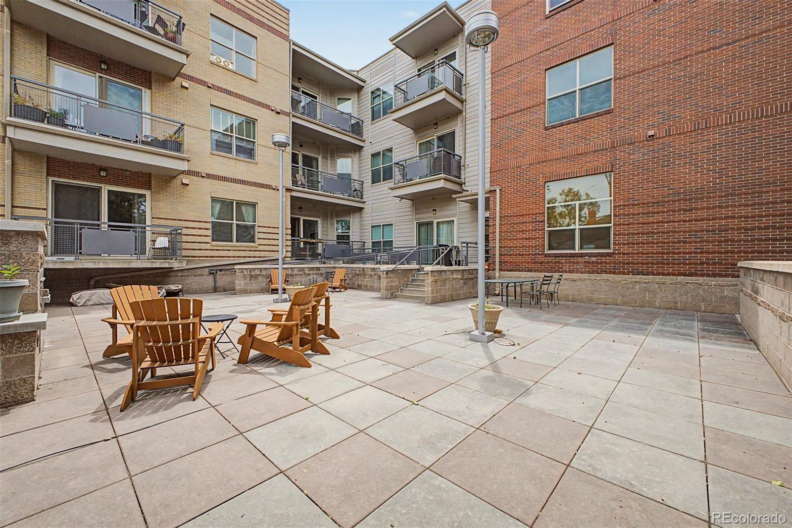 1700 N Emerson Street Unit: 205