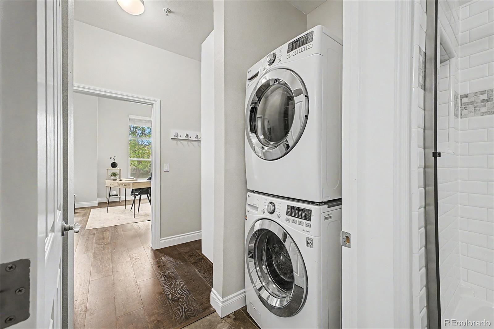 1700 N Emerson Street Unit: 205