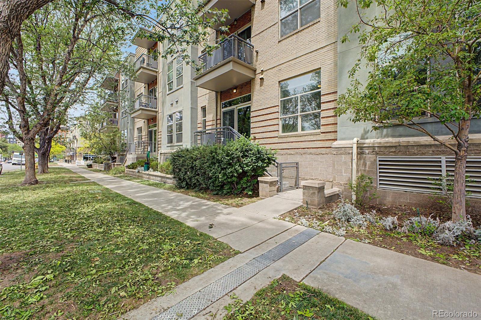 1700 N Emerson Street Unit: 205