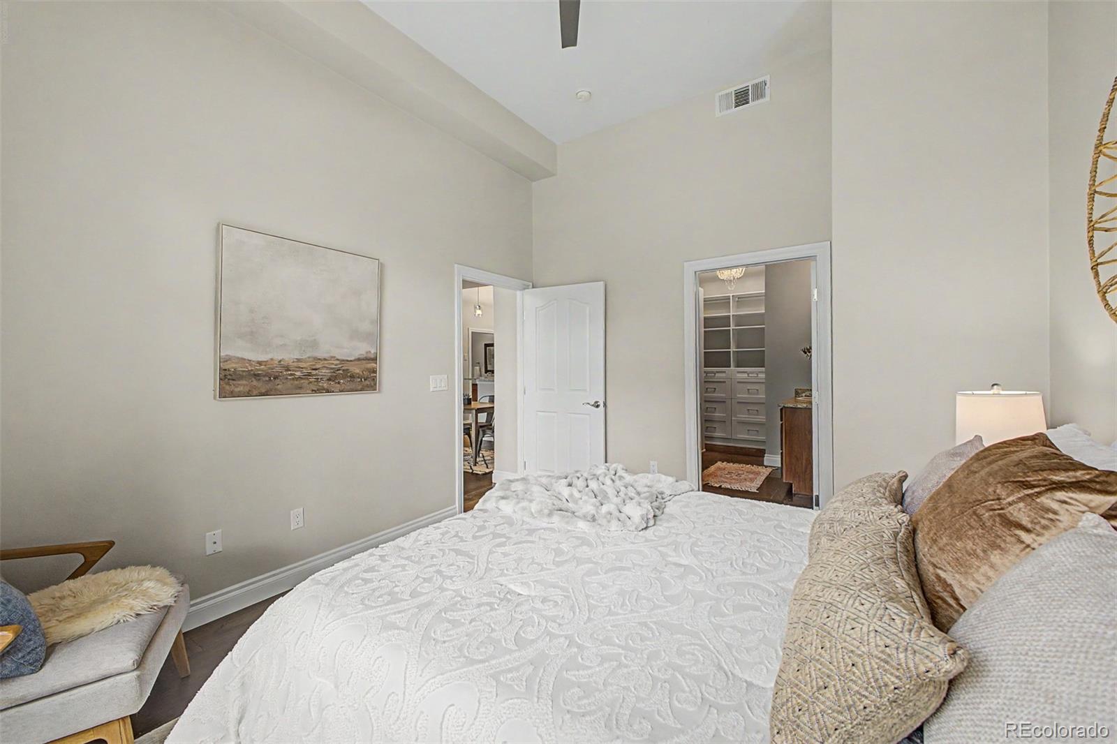 1700 N Emerson Street Unit: 205