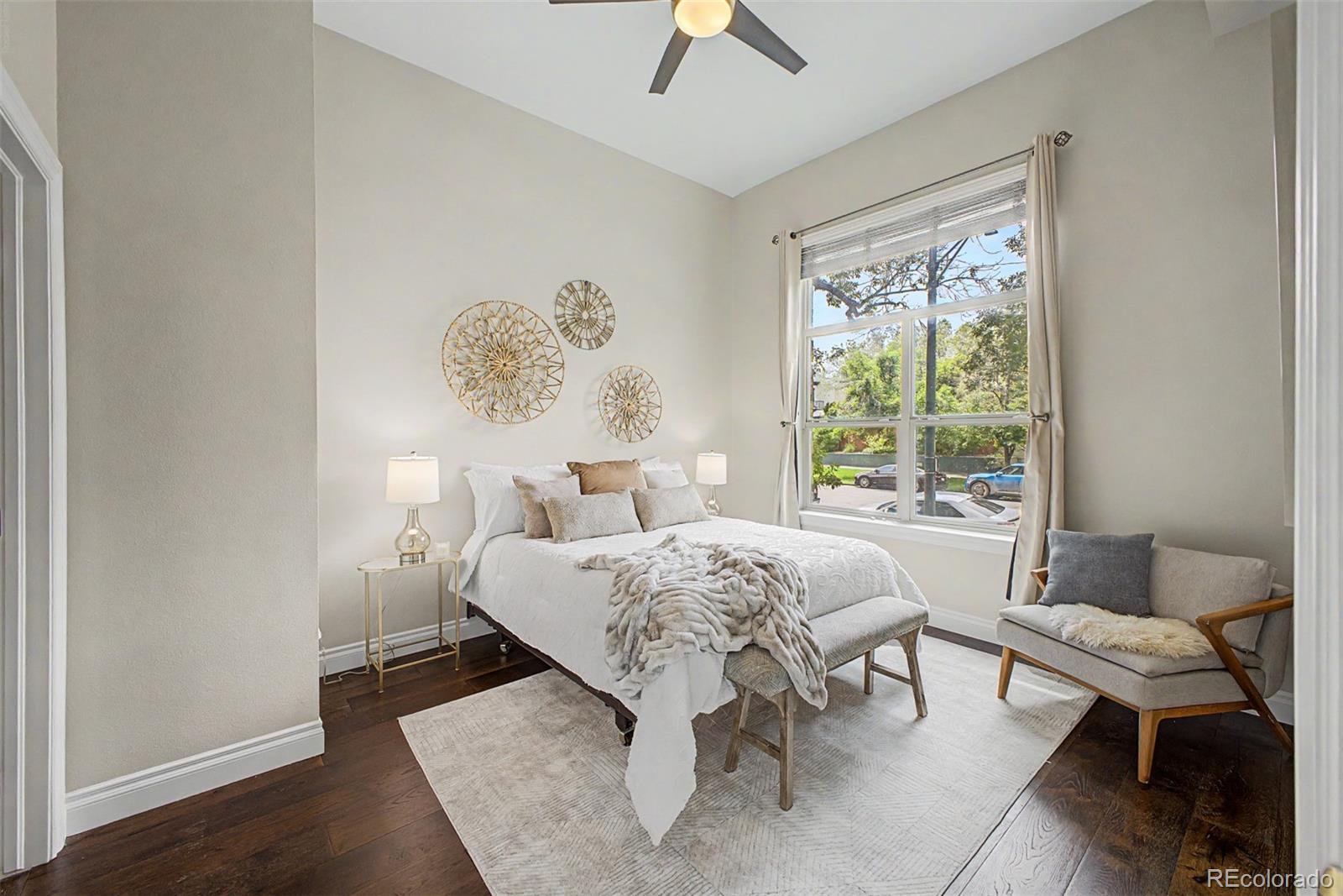 1700 N Emerson Street Unit: 205