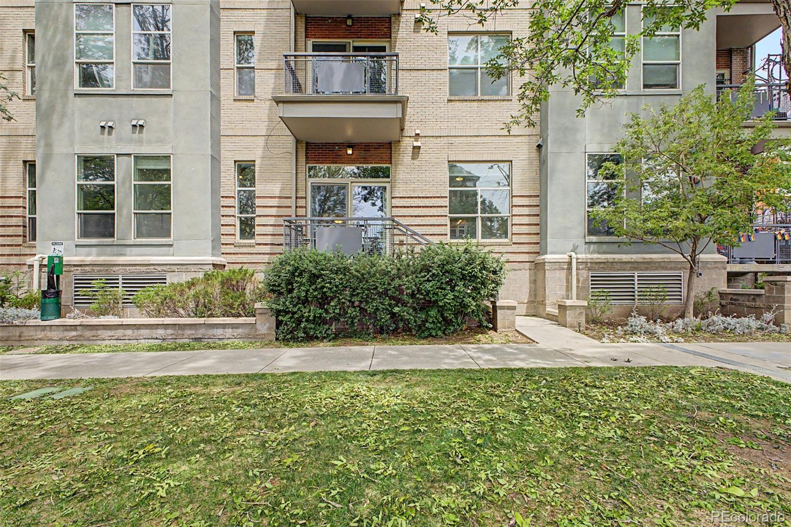 1700 N Emerson Street Unit: 205