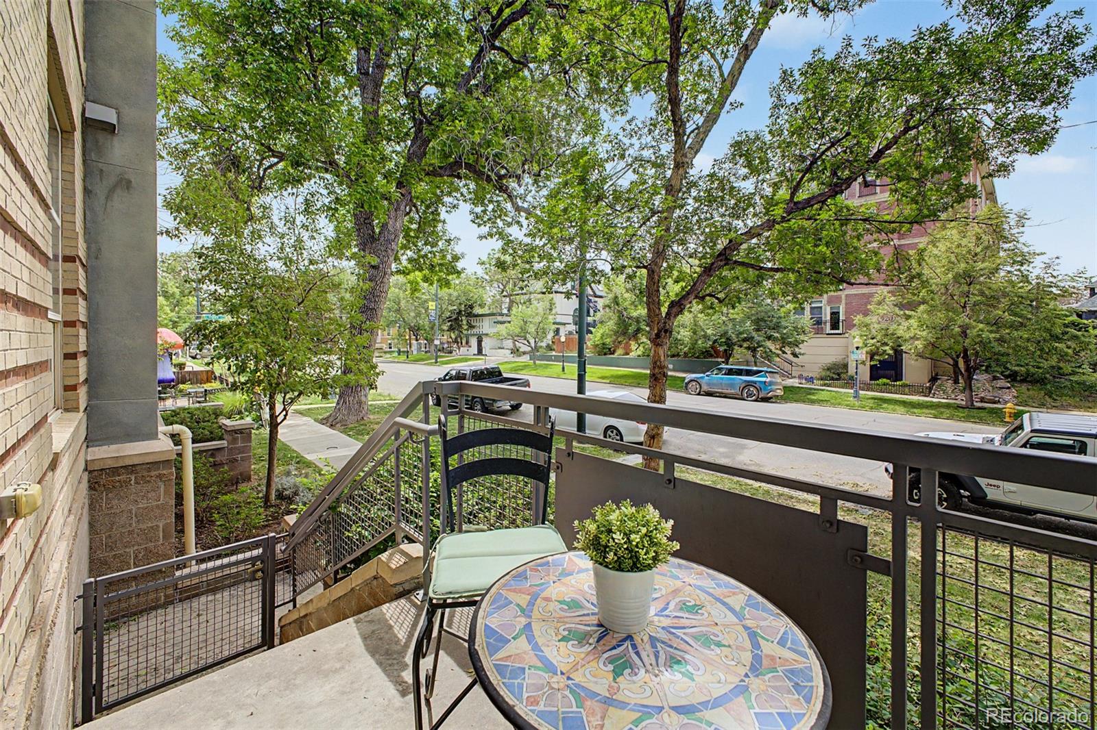 1700 N Emerson Street Unit: 205