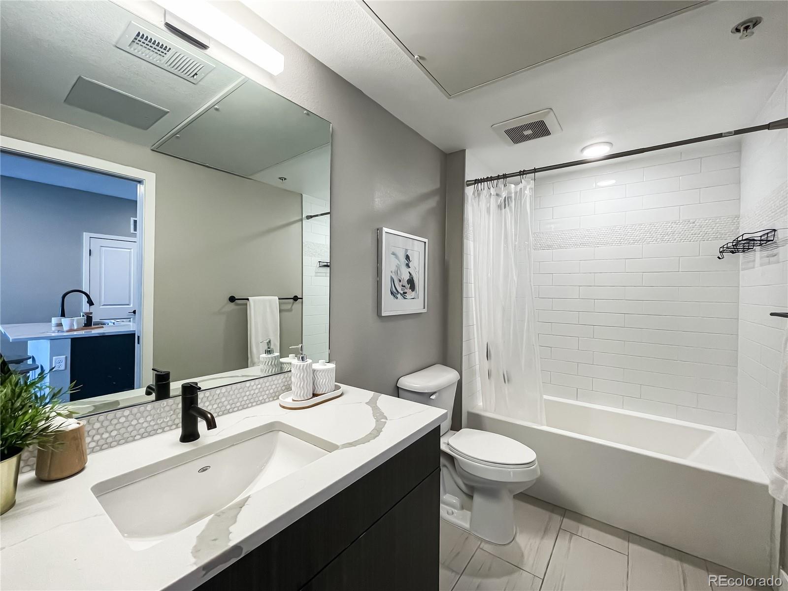 2729 W 28th Avenue Unit: 514