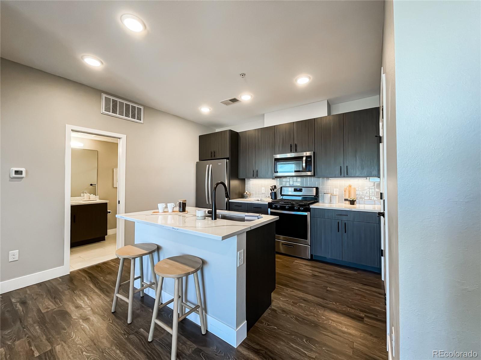 2729 W 28th Avenue Unit: 514