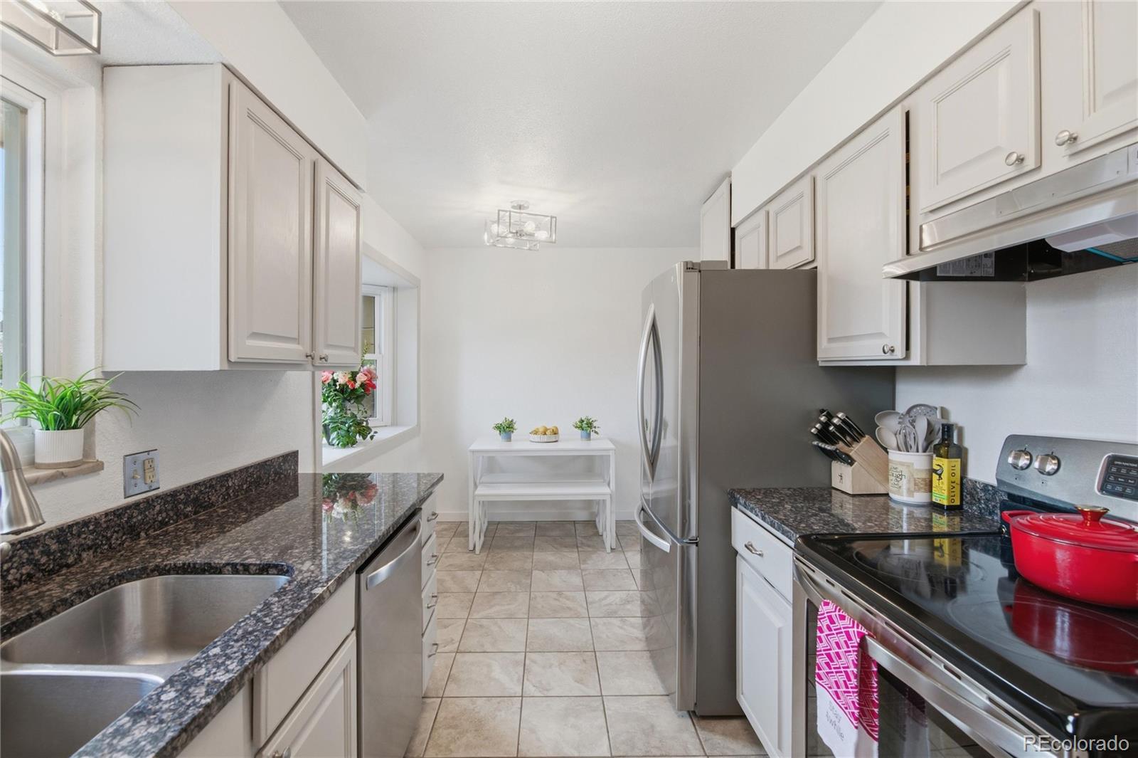 580 W 79th Place