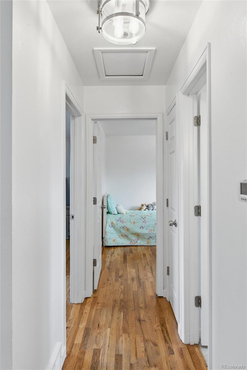 580 W 79th Place