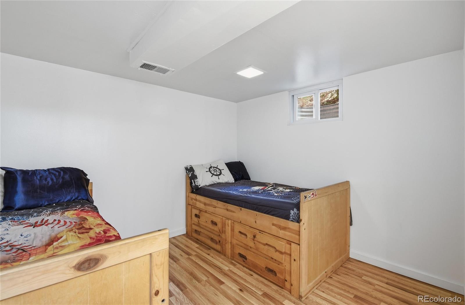 580 W 79th Place