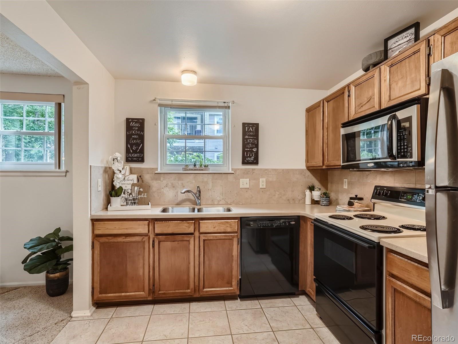 5565 W 76th Avenue Unit: 1201