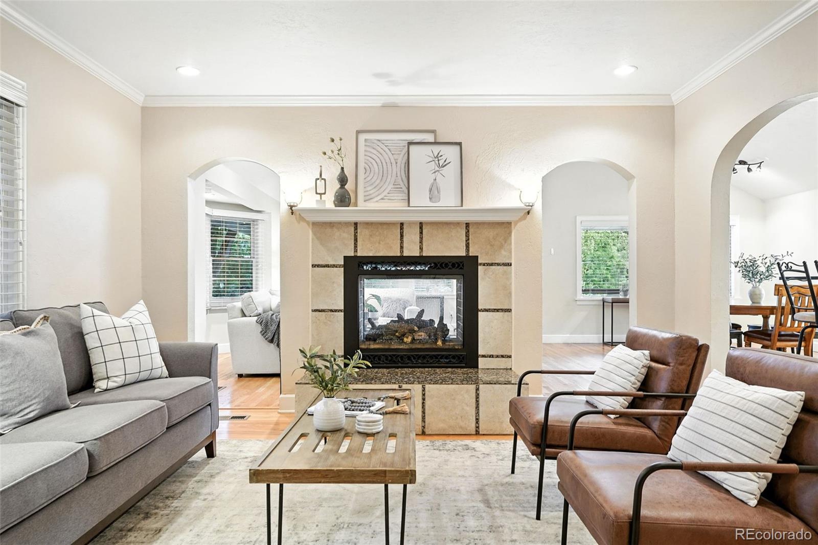 1101 Pikeview Street