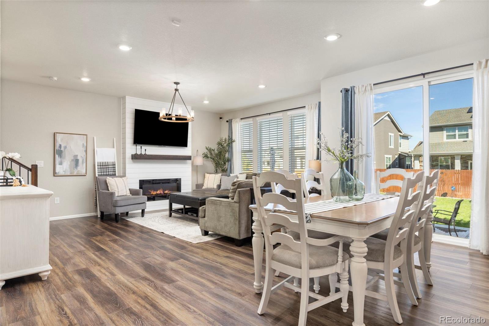 24723 E Tennessee Place