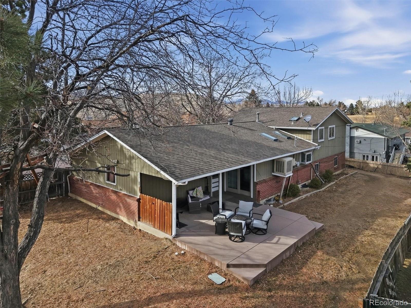 412 S Devinney Street